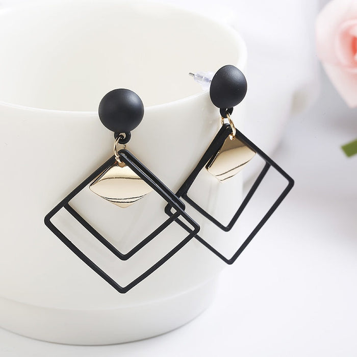 Retro Woman Fashion Statement Earrings