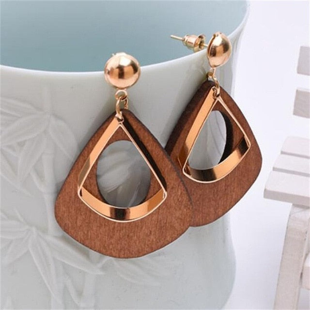 Retro Woman Fashion Statement Earrings